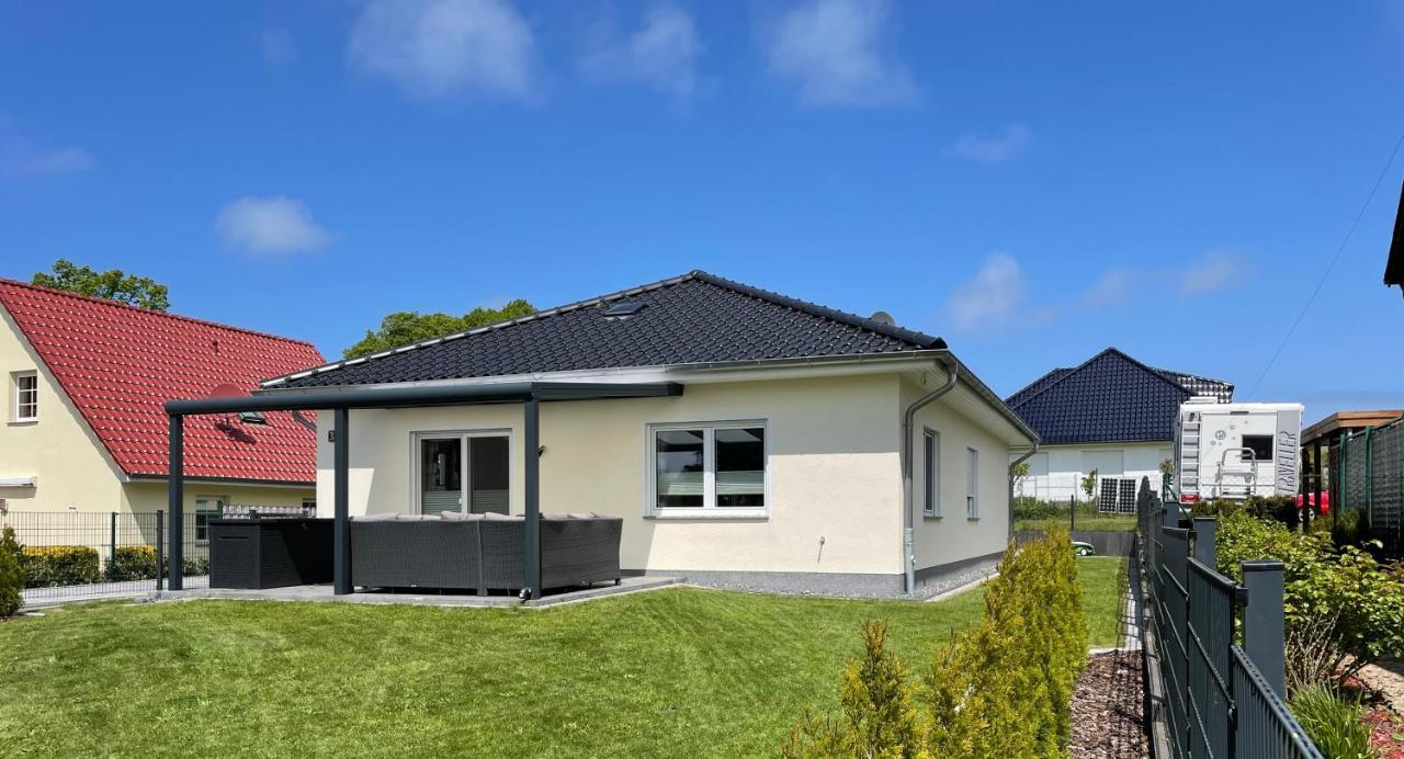 Ferienhaus Meerzeit Bastorf Exterior foto